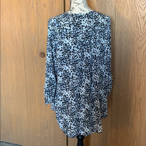 Women’s HIP Three Quarter Length Blouse - Picture 2 of 5